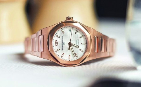 芝柏手表上海維修網(wǎng)點(diǎn)