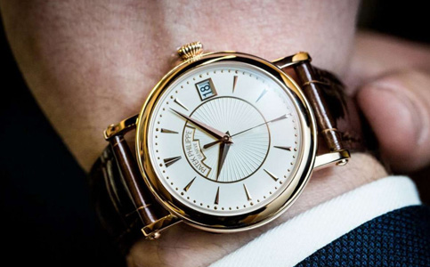 百達(dá)翡麗手表維修費(fèi)用（百達(dá)翡麗手表如何保養(yǎng)）