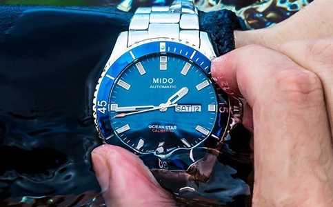 美度手表自動(dòng)機(jī)械表有響聲怎么回事(處理美度表殼劃痕的方法)