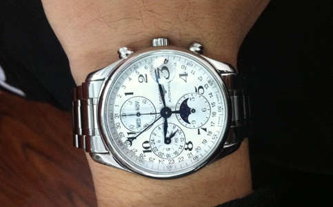 浪琴哈爾濱售后電話電話號(hào)碼（浪琴手表如何保養(yǎng)機(jī)芯）