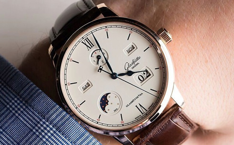 合肥格拉蘇蒂維修店(格拉蘇蒂內部零件脫落)