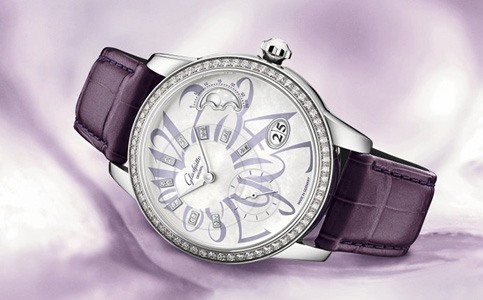 格拉蘇蒂售后服務點電話(格拉蘇蒂手表表玻璃有霧氣)